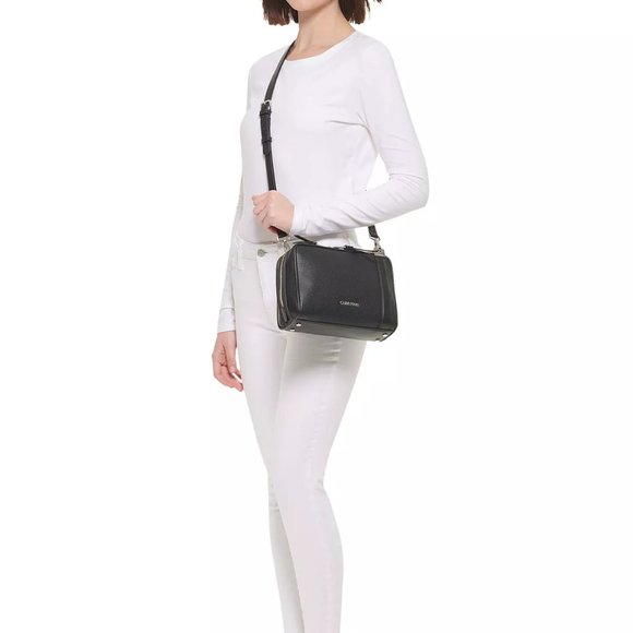 CALVIN KLEIN Collette Crossbody Black - Picture 1 of 5
